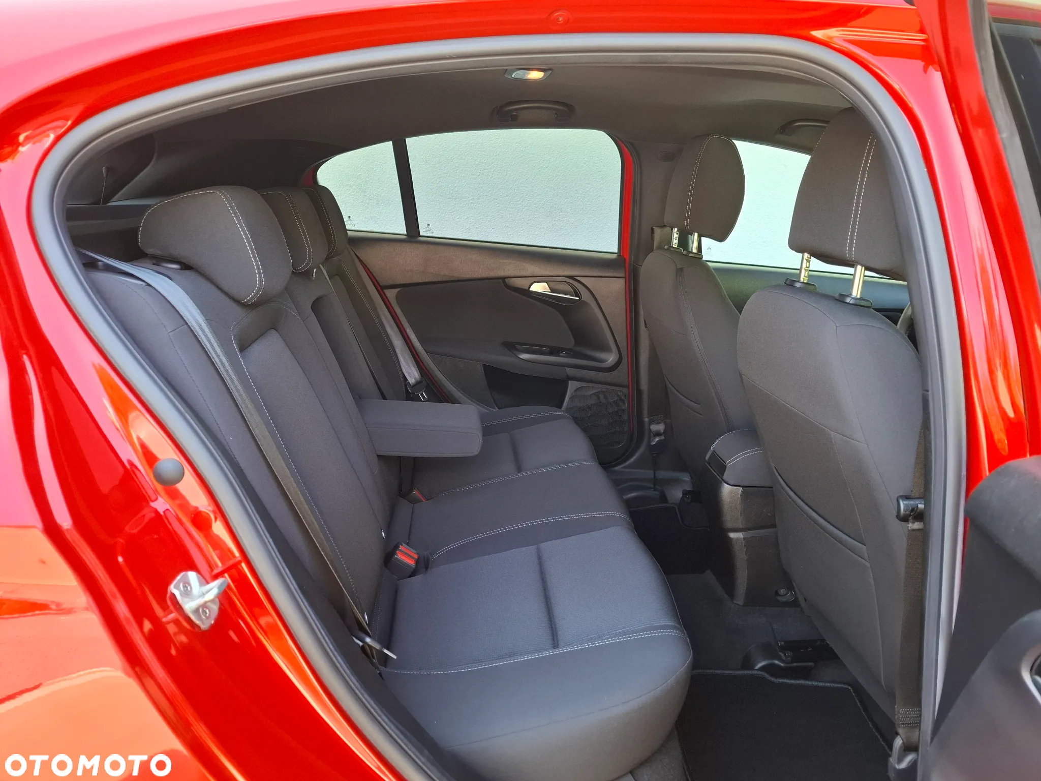 Fiat Tipo 1.4 T-Jet 16v Sport - 32