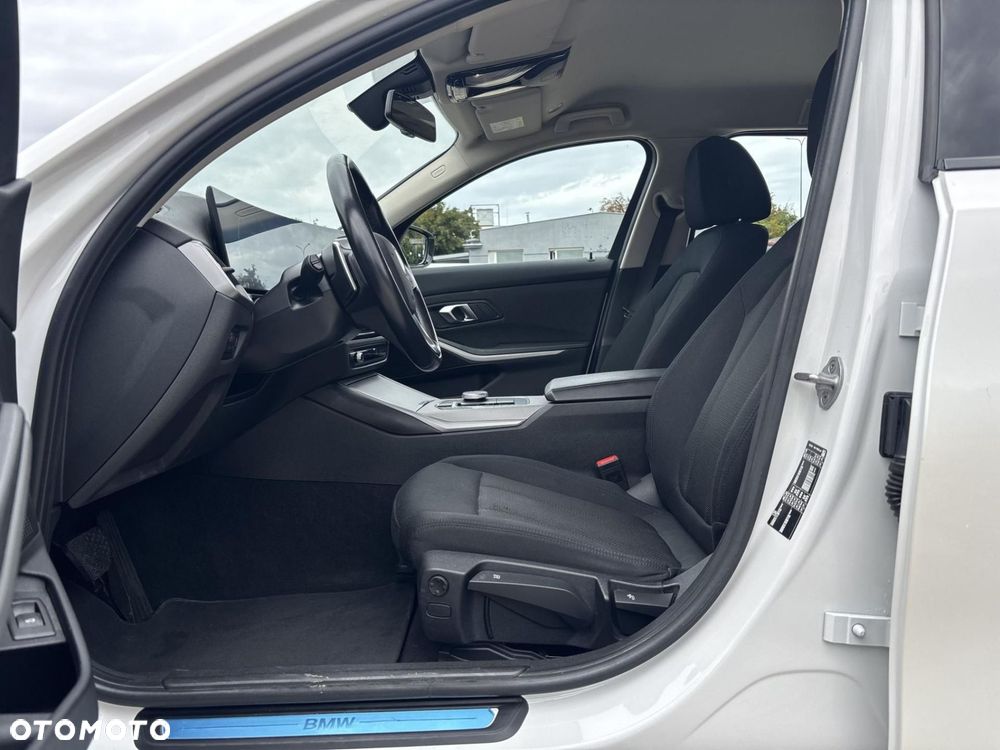 BMW Seria 3 - 14