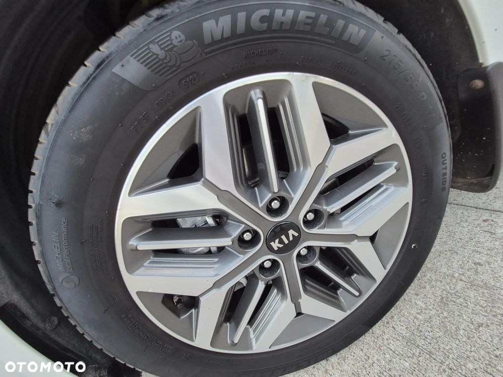 Kia Optima Plug-in Hybrid - 18