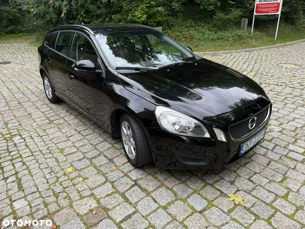 Volvo V60 D2