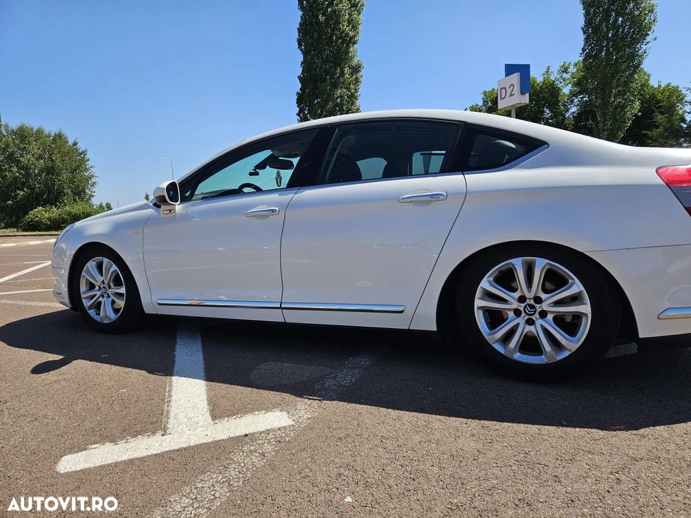 Citroën C5 2.0 HDI BVM6 H3+ Exclusive - 12