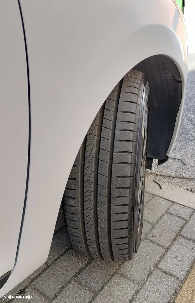Renault Clio - 8