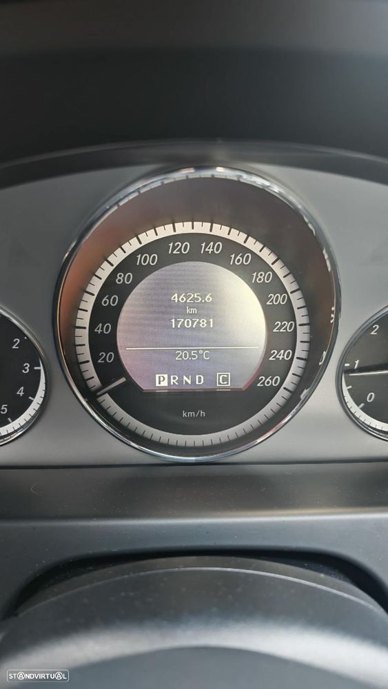 Mercedes-Benz E 250 CDI BlueEfficiency Auto - 22