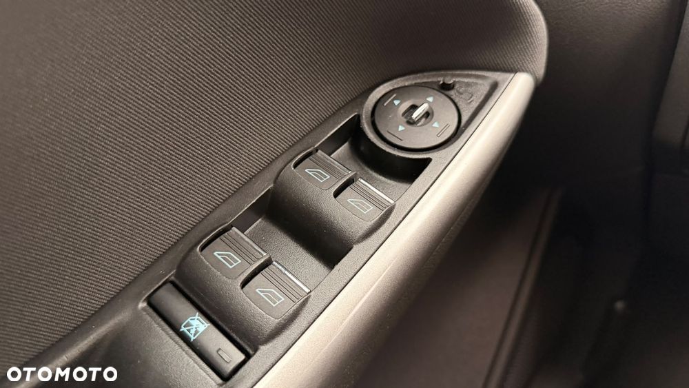 Ford Focus 1.6 TDCi DPF Start-Stopp-System Titanium - 24