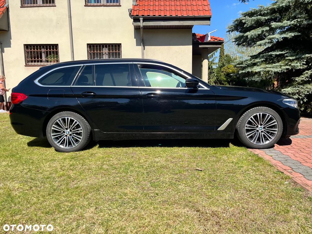 BMW Seria 5 520d Sport Line sport - 8