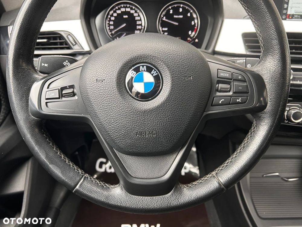 BMW X1 sDrive18d - 21