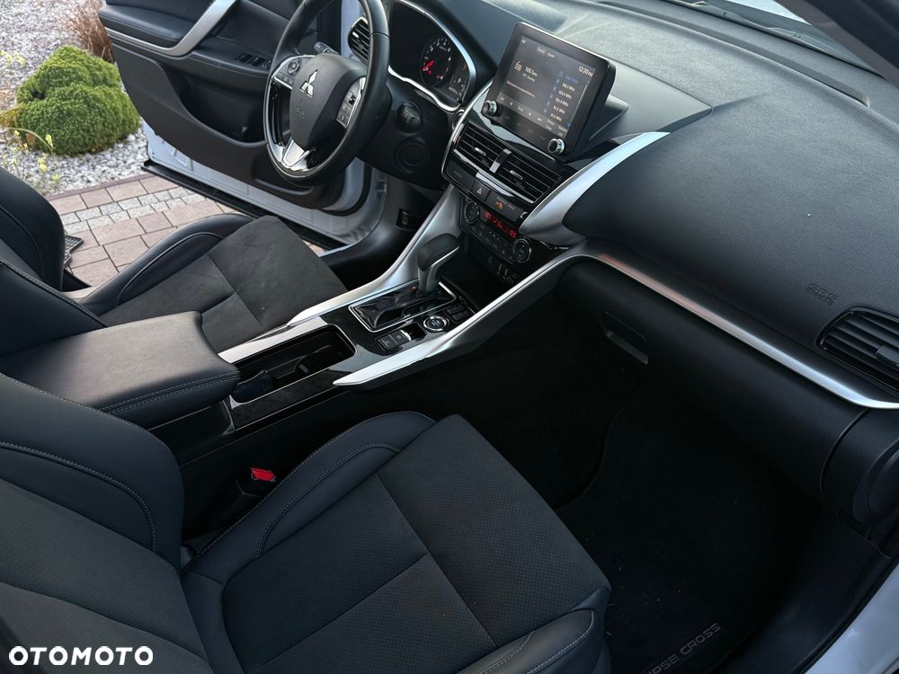 Mitsubishi Eclipse Cross - 20