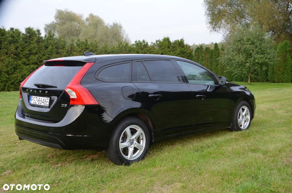 Volvo V60 2015 photo 4