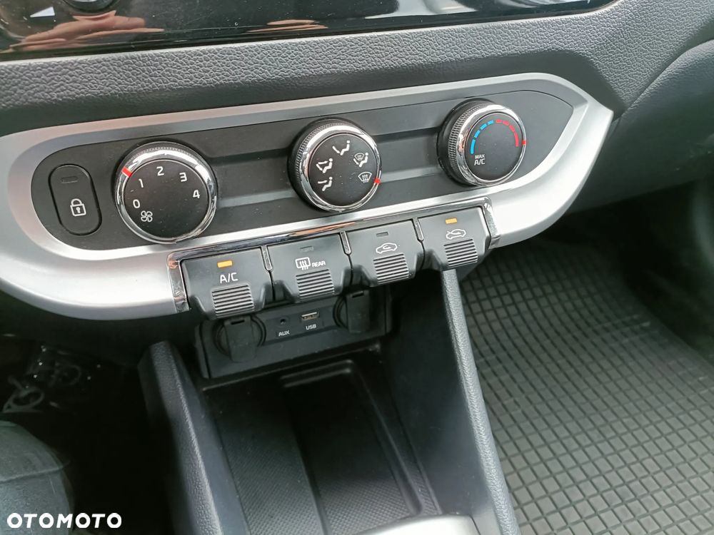 Kia Rio 1.2 M - 18