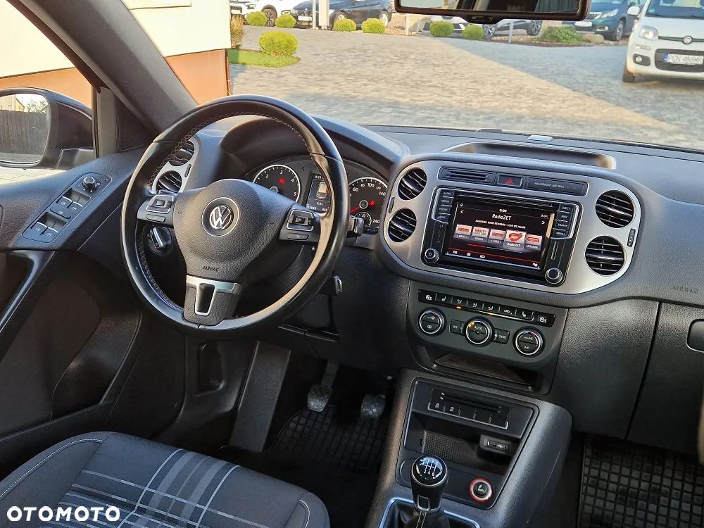 Volkswagen Tiguan 2.0 TDI SCR BlueMotion Technology Lounge Sport & Style - 12