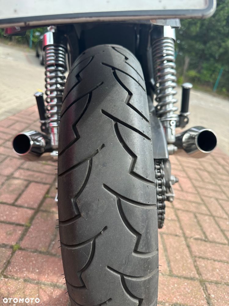 Triumph Thruxton - 2