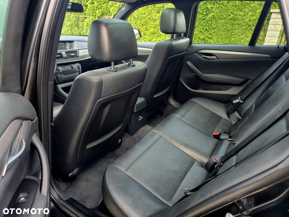 BMW X1 xDrive25d Sport Line - 9
