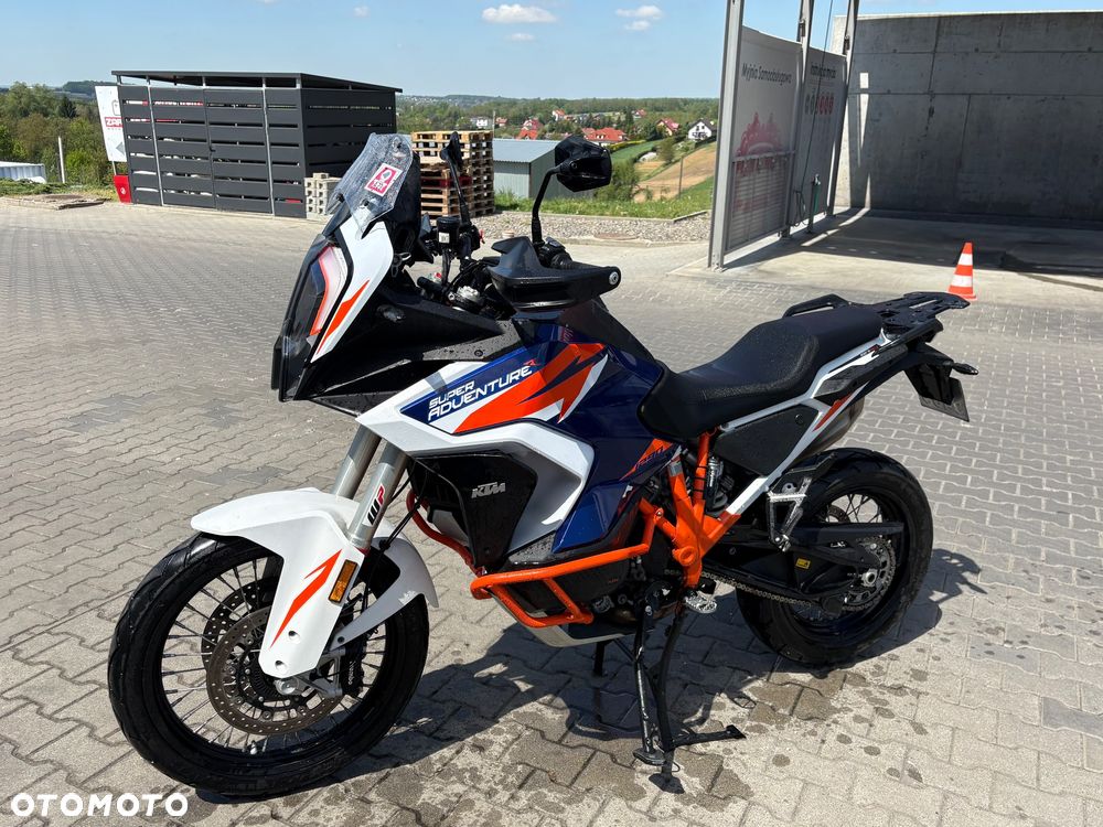 KTM Adventure - 1