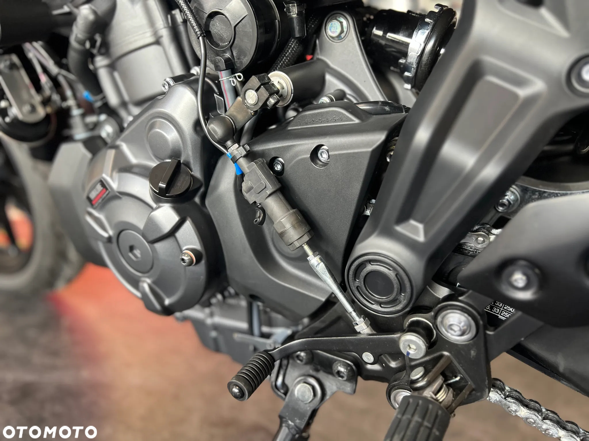 Yamaha MT - 16