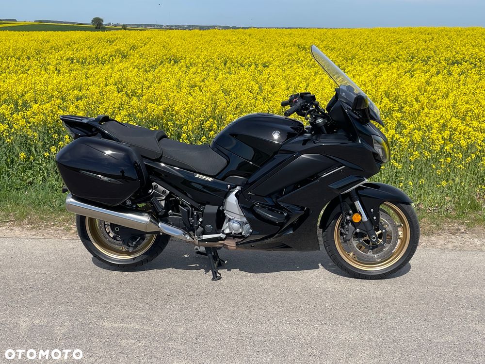 Yamaha FJR - 6