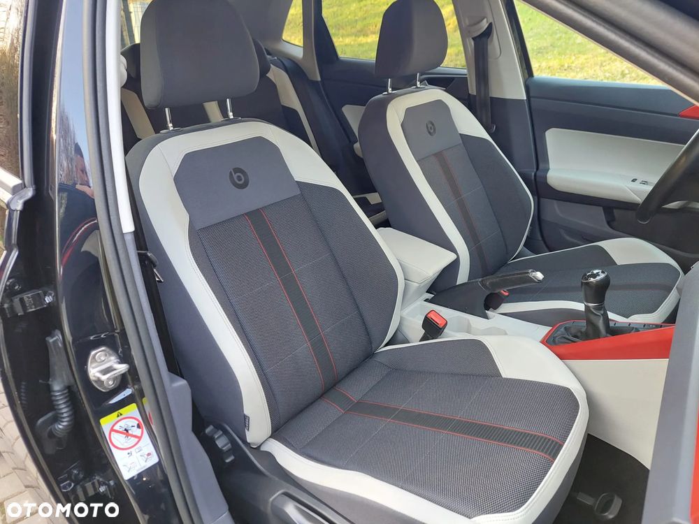Volkswagen Polo 1.0 TSI OPF beats - 28