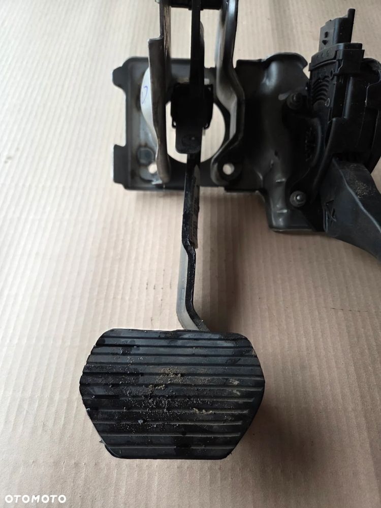 Potencjometr gazu pedał hamulca pedały automat Citroen C3 Aircross - 2