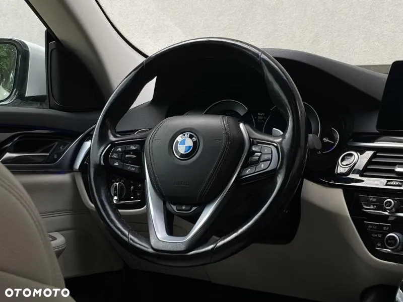 BMW 6GT 620d Sport Line sport - 14