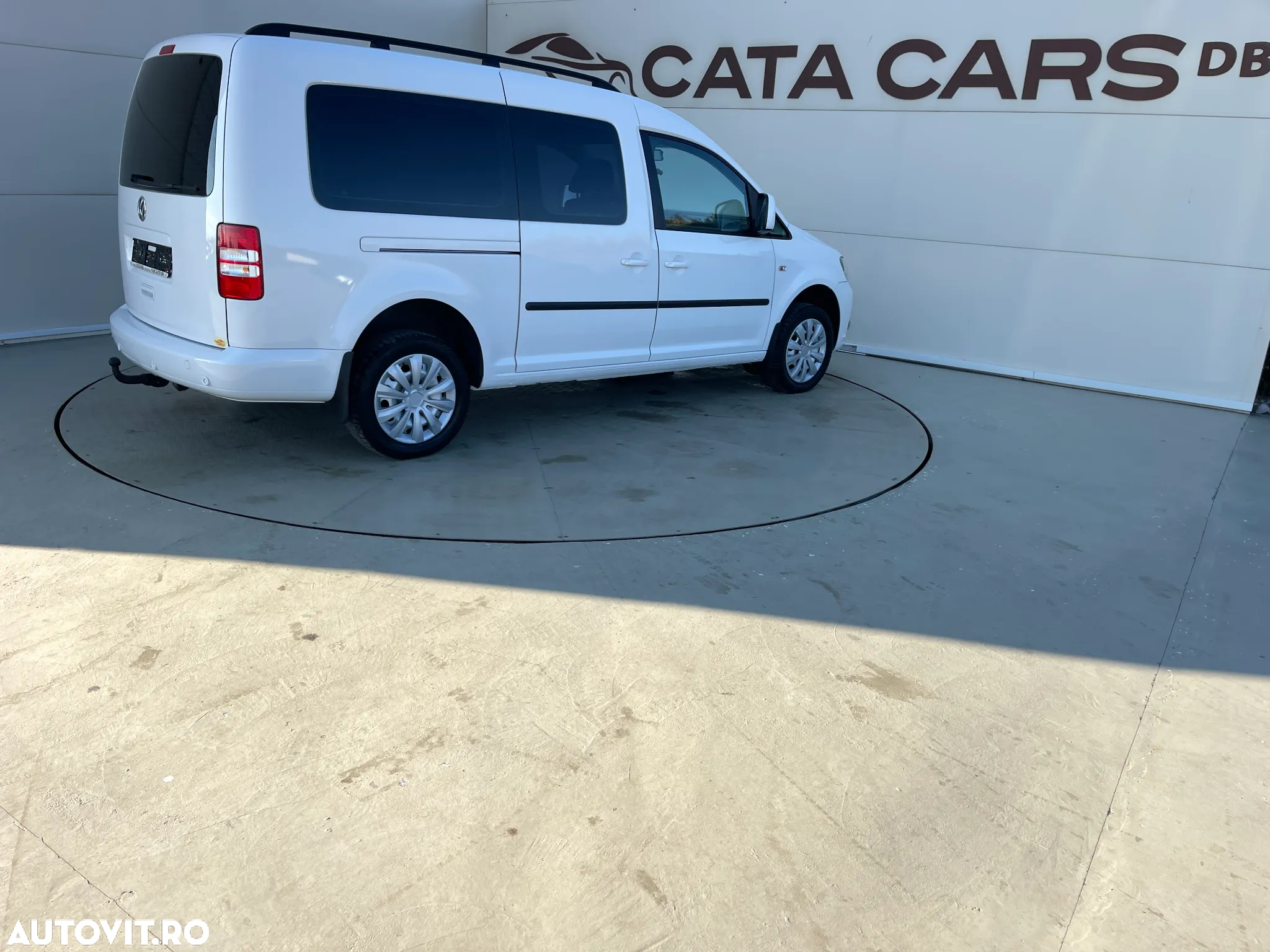 Volkswagen Caddy Maxi 2.0 TDI 4Motion Trendline - 15
