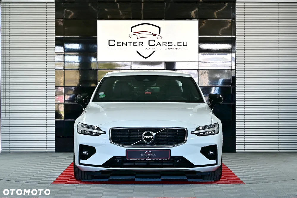 Volvo S60 T4 R-Design - 3