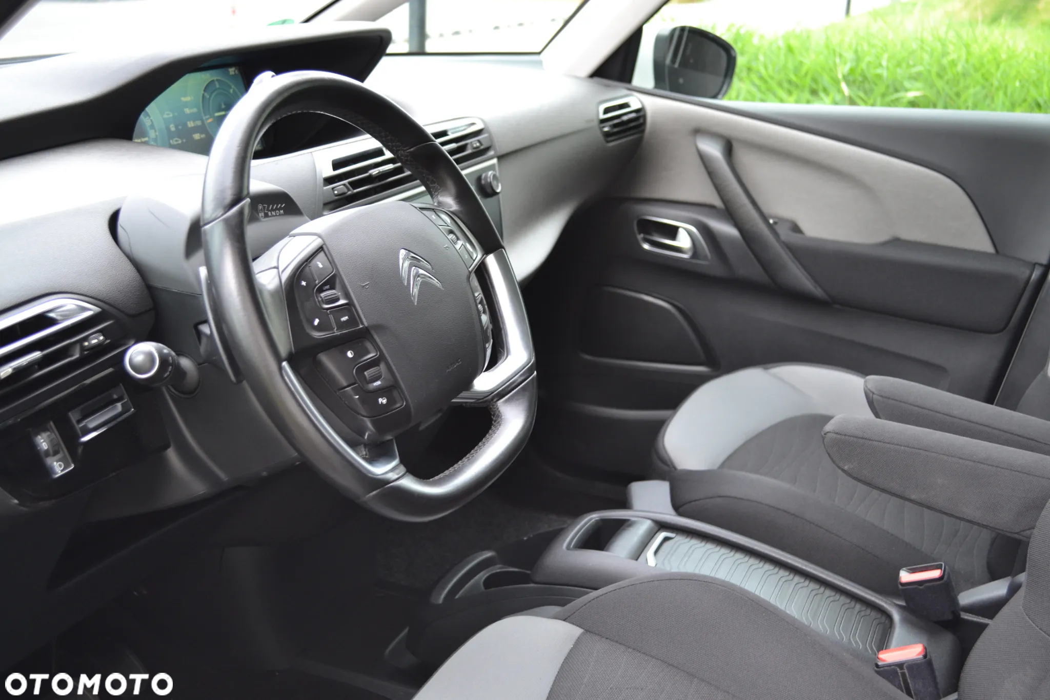 Citroën C4 Picasso - 16