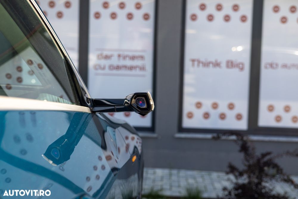 Audi e-tron - 16