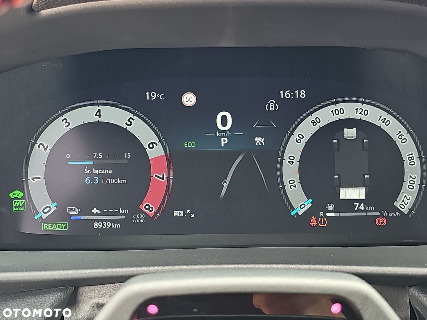 Toyota C-HR - 8