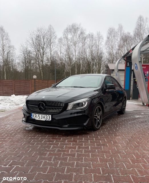 Mercedes-Benz CLA 200 7G-DCT AMG Line - 3