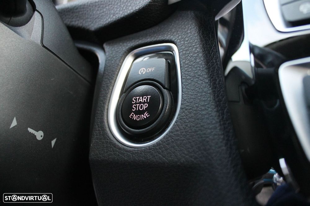 BMW 318 d Touring Advantage Auto - 11