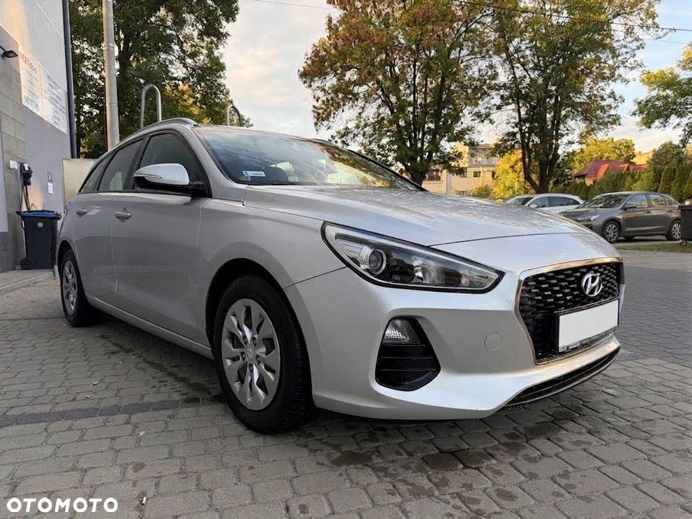 Hyundai i30 1.6 CRDi Classic + - 15
