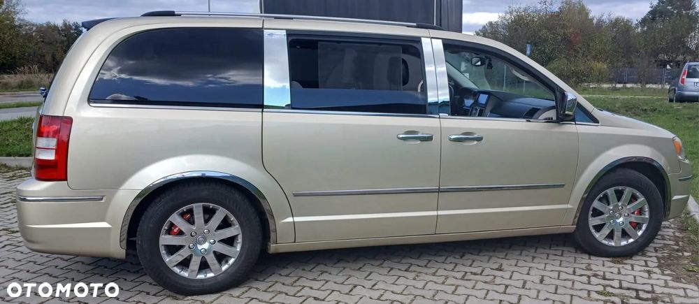 Chrysler Grand Voyager 2.8 CRD Limited - 35