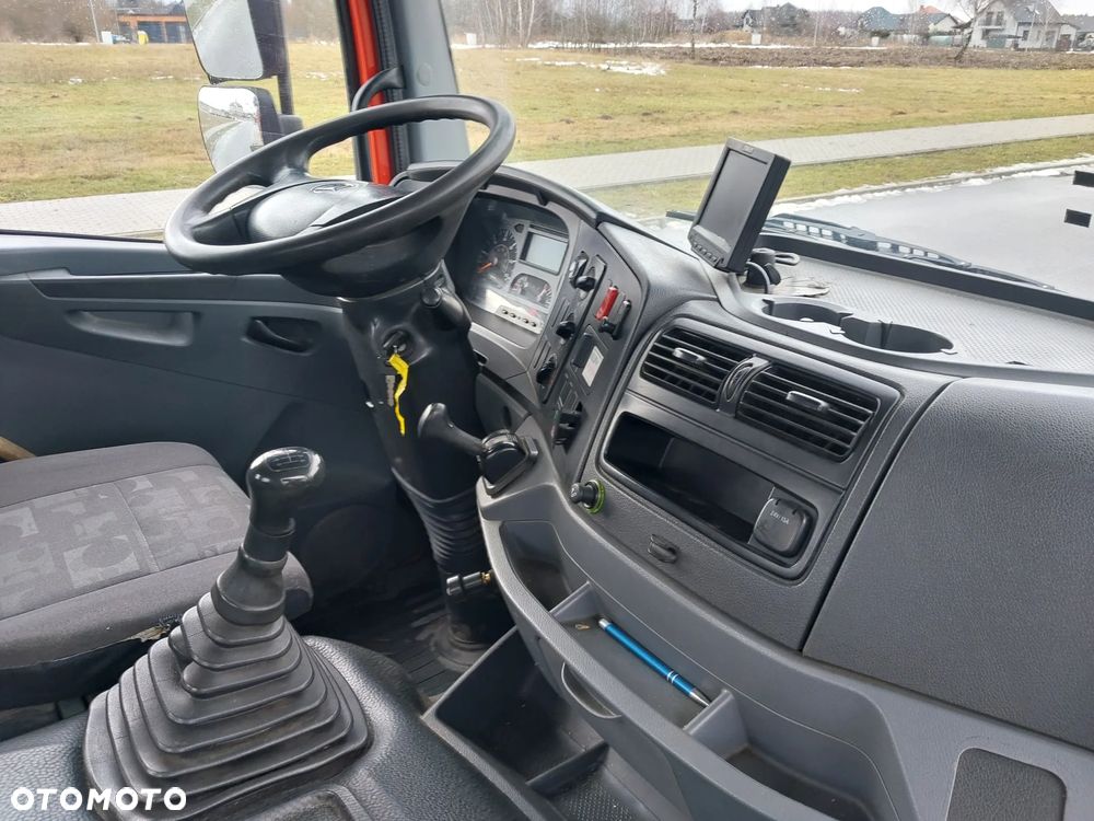 Mercedes-Benz AXOR 1824 - 8