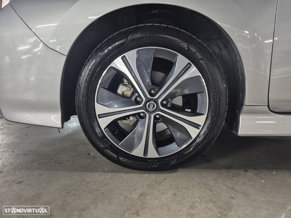 Nissan Leaf N-Connecta - 12