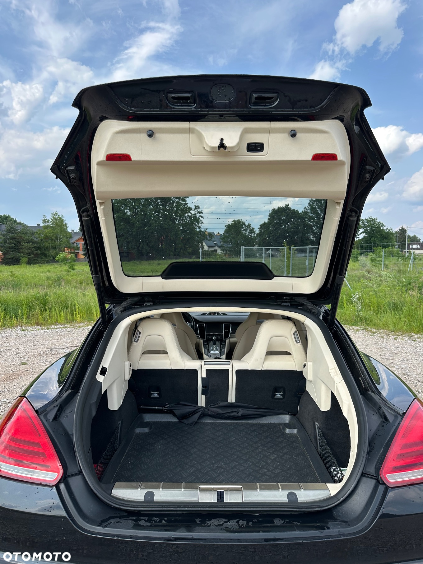 Porsche Panamera Turbo - 21