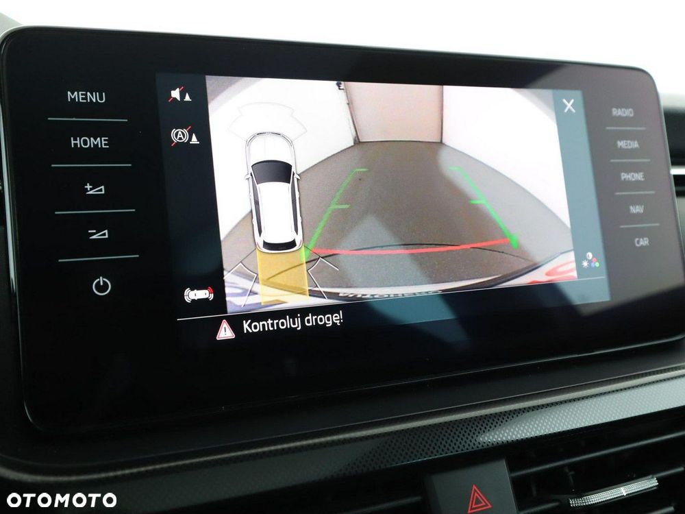 Skoda Kamiq 1.5 TSI Style DSG - 25