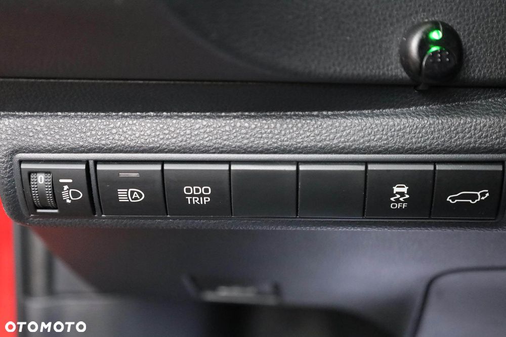 Toyota Corolla 2.0 Hybrid Style - 28