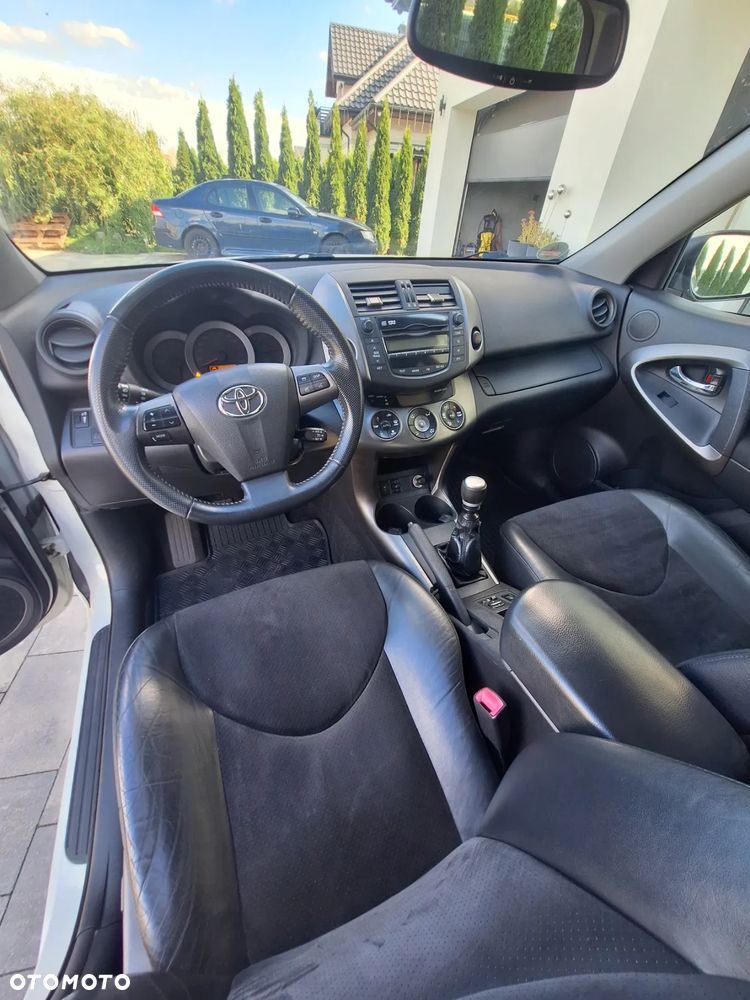 Toyota RAV4 2.0 4x2 Life - 29