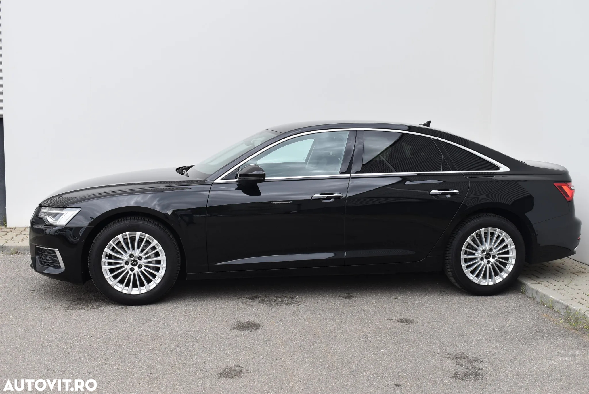 Audi A6 Avant 2.0 40 TDI S tronic Design - 8