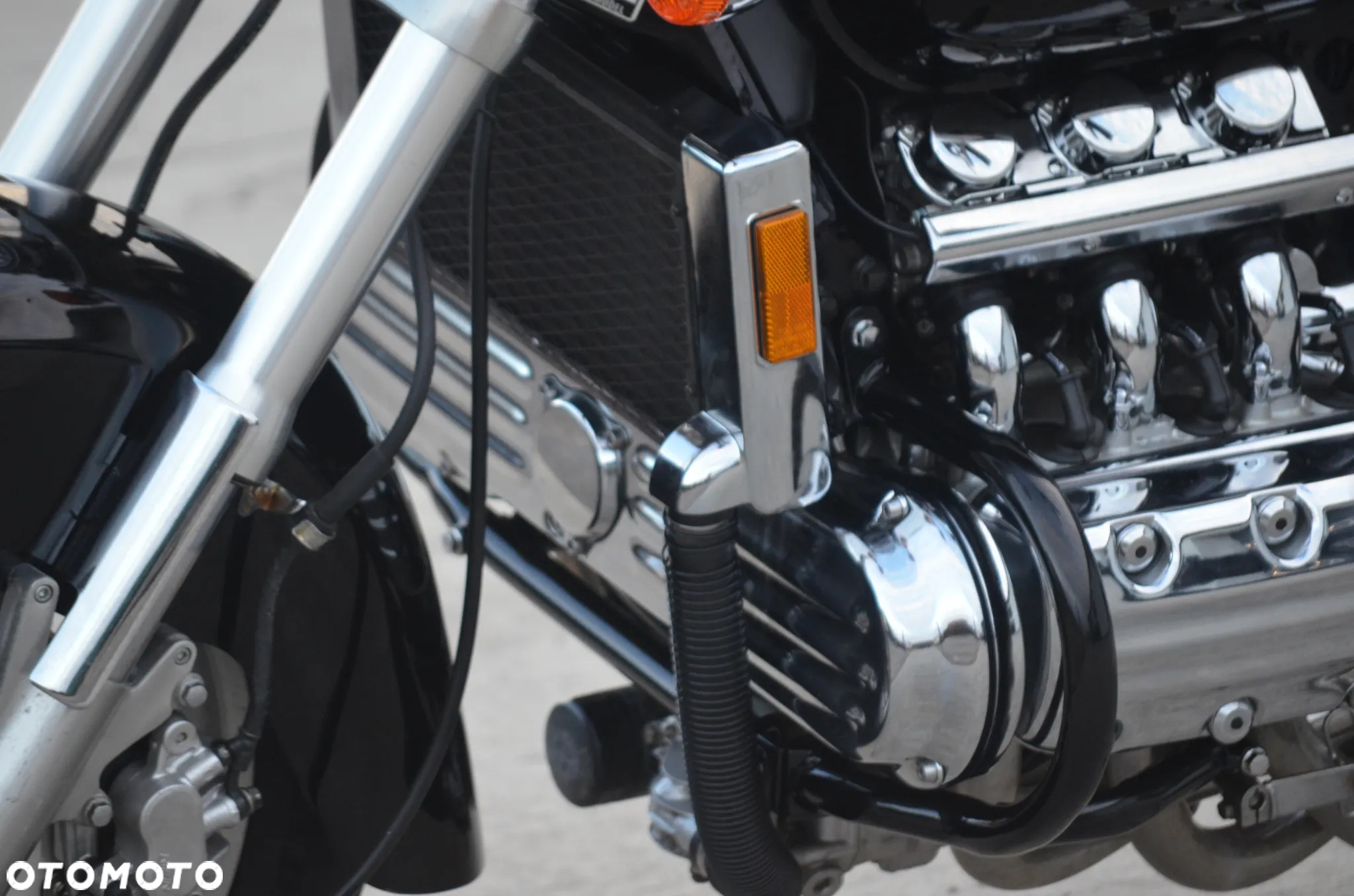 Honda GL - 38