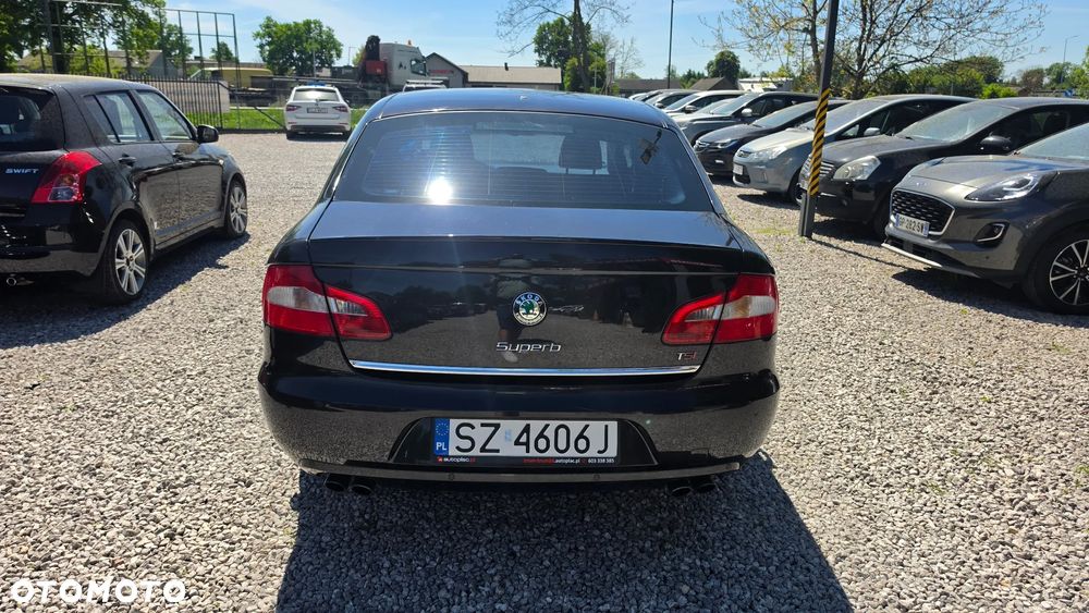 Skoda Superb 2.0 TSI Business DSG - 6