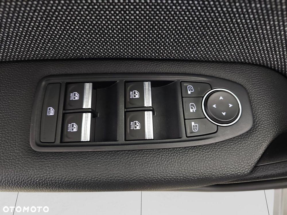 Renault Captur 1.0 TCe Techno - 11