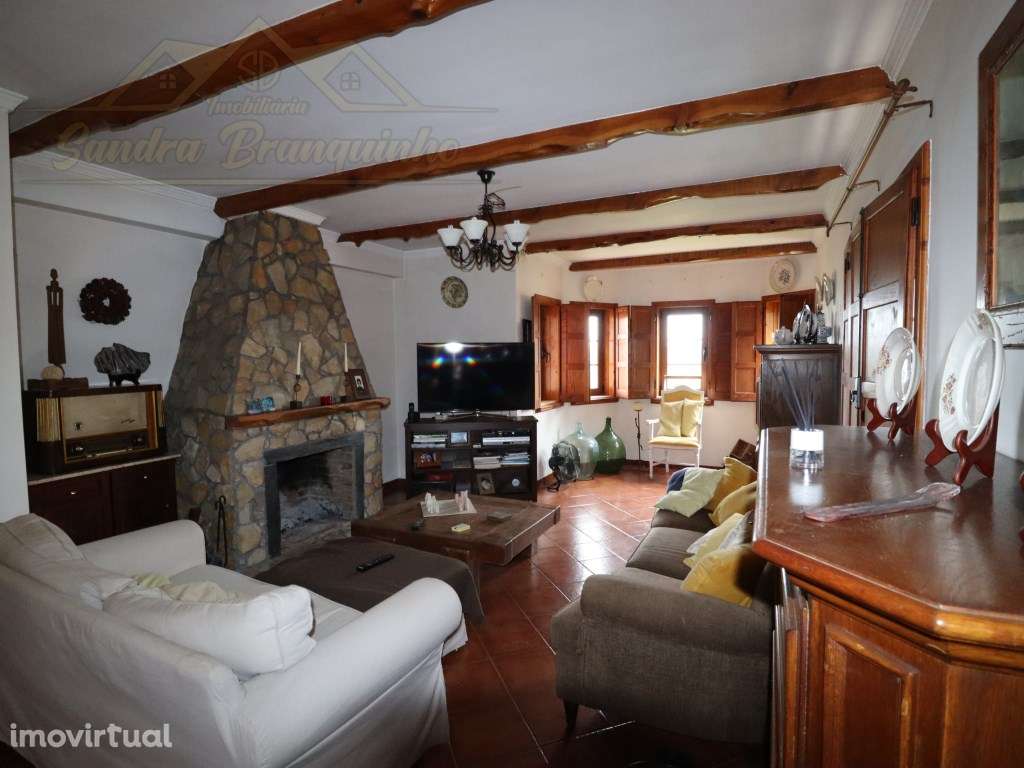 Fantástica moradia T4 em QUINTA com 6400m2 - Grande imagem: 3/27