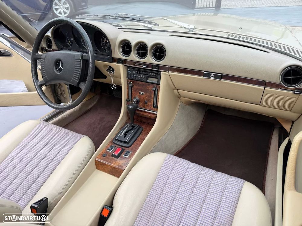 Mercedes-Benz R107 (1971-1989) - 10