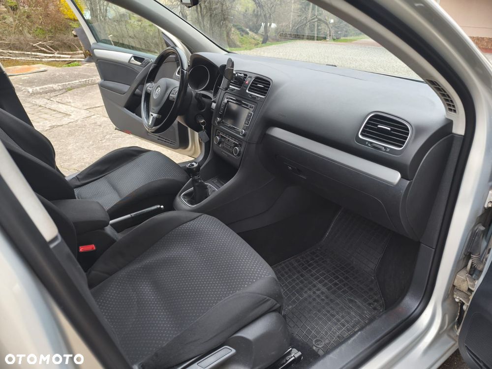 Volkswagen Golf 2.0 TDI DPF Style - 12