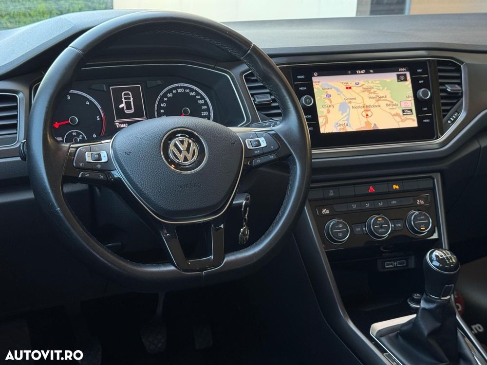 VOLKSWAGEN T-Roc 2019 — imagine 19