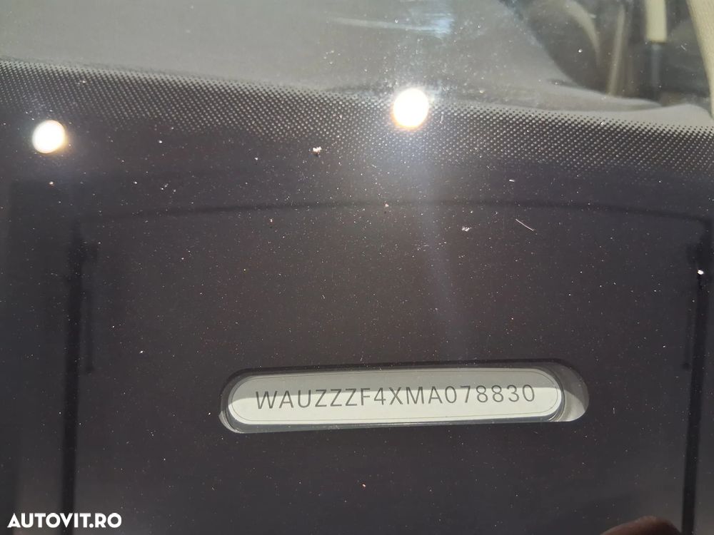 Audi A4 35 TFSI S tronic MHEV Advanced - 4