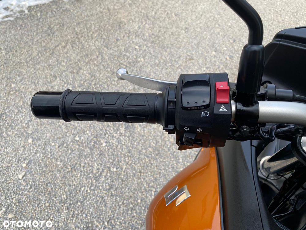 Suzuki V-STROM - 38