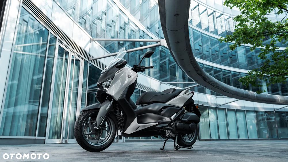 Yamaha X-max - 8