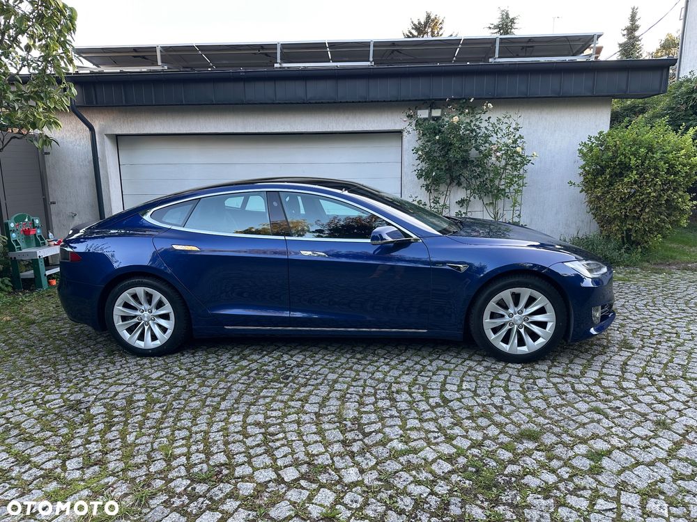 Tesla Model S Long Range Plus - 8