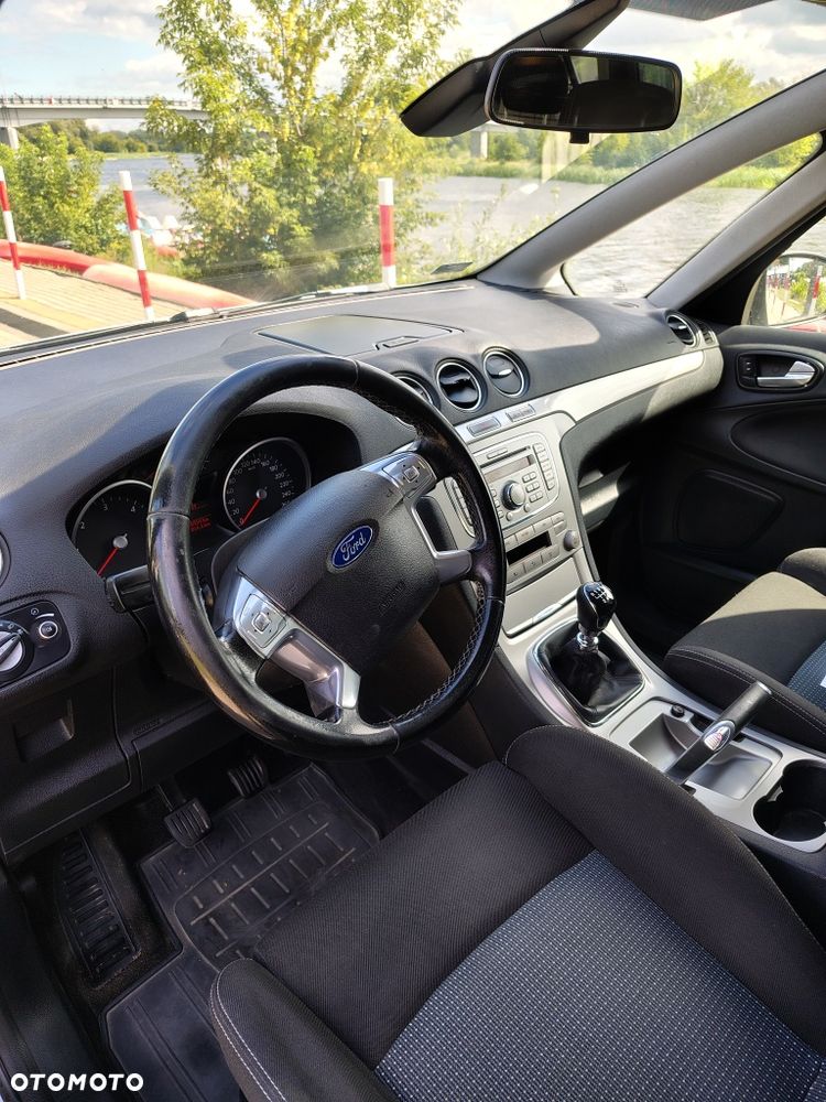 Ford S-Max - 7